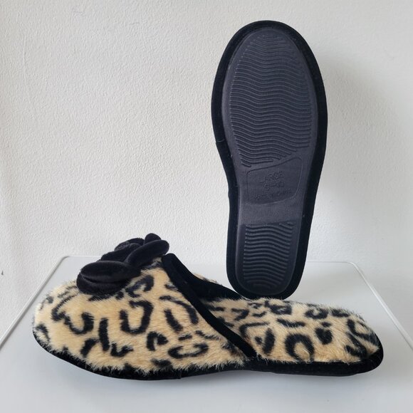 Women’s Cheetah Slippers w/black Flower Decoration (Size: Large 9-10) - Picture 3 of 9